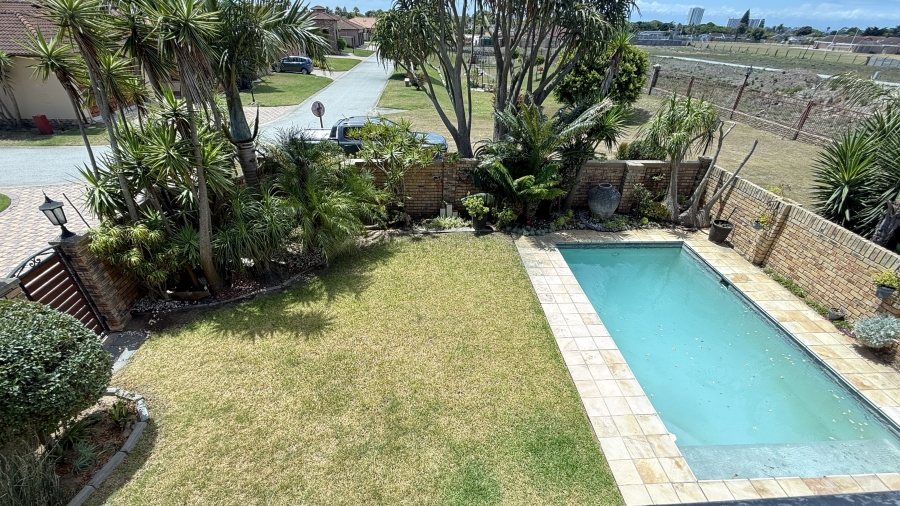 3 Bedroom Property for Sale in Summerstrand Eastern Cape